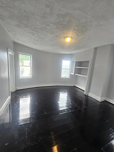 183 Mill St #3 Photo 1