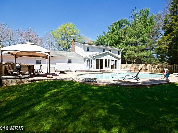 2nd image of 5763 Benford Dr