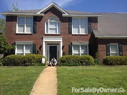 1st image of 641 Hartford Dr