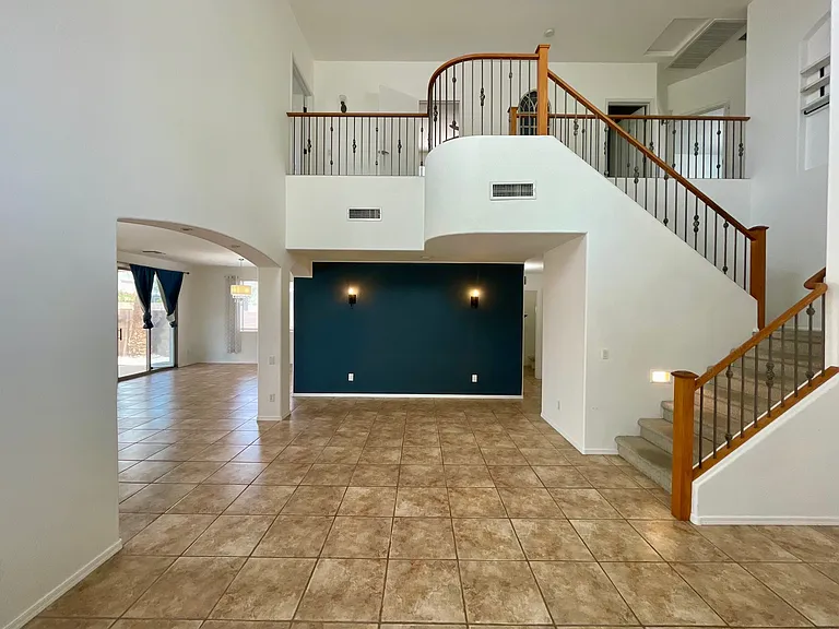 14984 W Desert Hills Dr — Photo 4