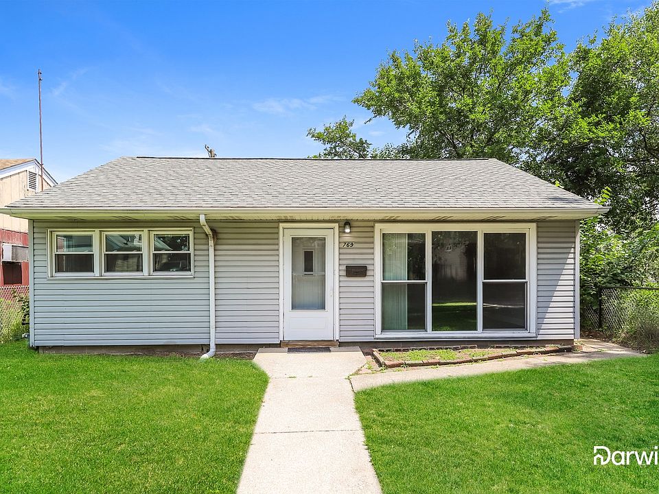 1st image of 769 Greenbay Ave