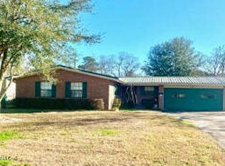 2114 Kingsberry Ave, Pascagoula, MS 39567