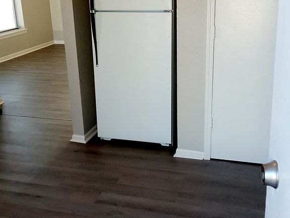 5th image of 3812 Brooklyn Ave #840330