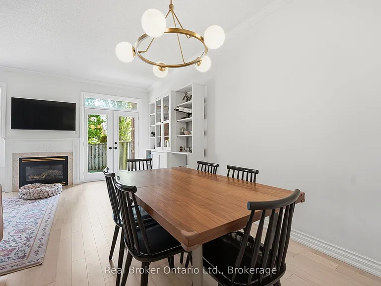165 Margaret Dr — Photo 11