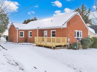 806 Hundley St, Martinsville, VA 24112