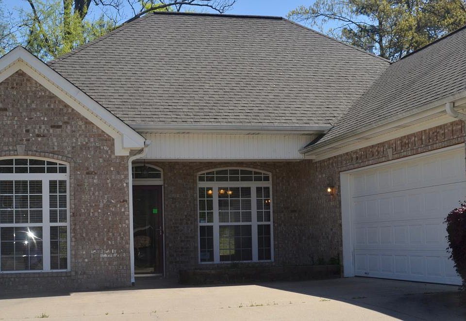 2nd image of 17 Cobblestone Creek Ct