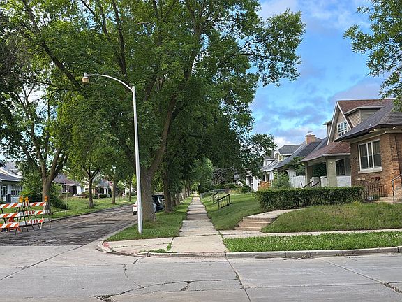 4th image of 3001 N 38th St