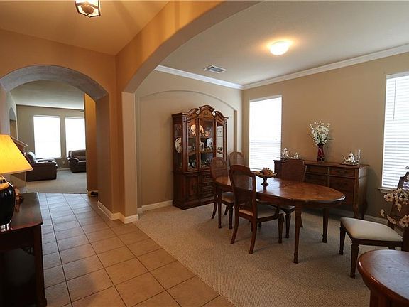 2nd image of 3709 Gentle Winds Ln