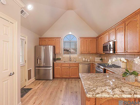 3rd image of 17715 Doc Bar Ave