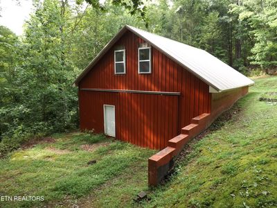 Middle Ct, New Tazewell, TN, 37825