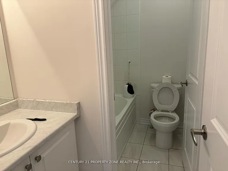 1272 Amherst Gate — Photo 12