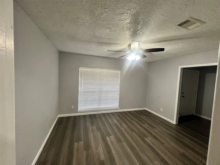 16110 White Star Dr — Photo 17