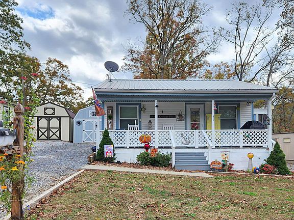 2nd image of 41 Cottage Cir