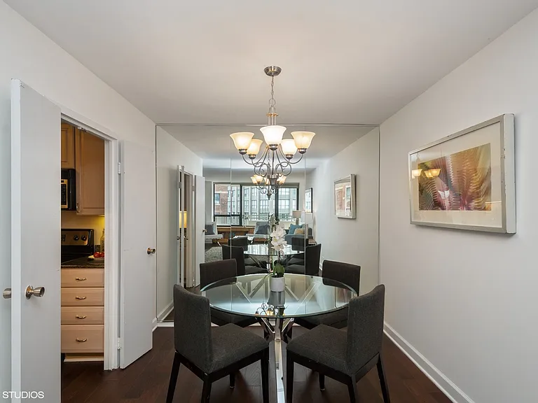 3930 N Pine Grove Ave #815 — Photo 6