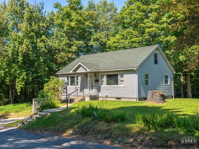 32 Kate Smith Ave, Lake Placid, NY, 12946