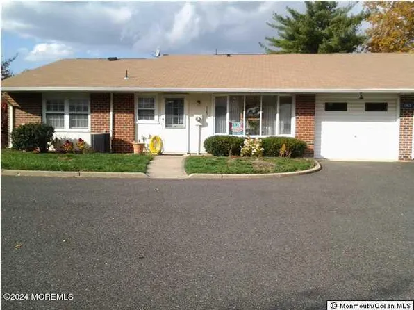 1163 Argyll Circle #B, Lakewood, NJ 08701