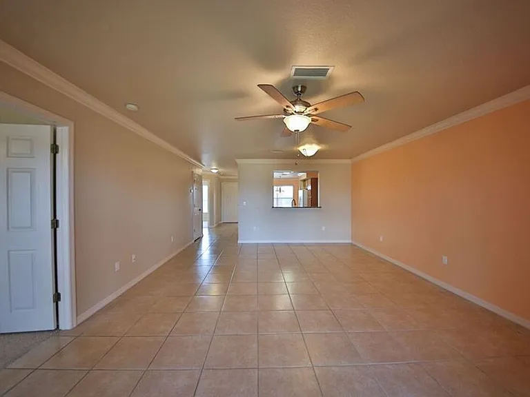 Santa Barbara Villas - Move in Special — Photo 74