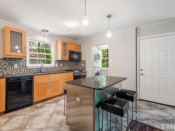 4th image of 2903 Shaftsbury Rd