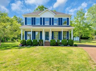 2704 Cash Ct, Thompsons Station, TN 37179