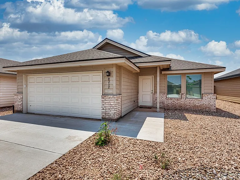 8212 E County Road 111 — Photo 26