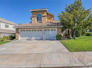 23715 Skycrest Cir, Valencia, CA 91354