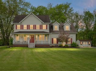 101 Pinehurst Ln, Oriskany Falls, NY 13425