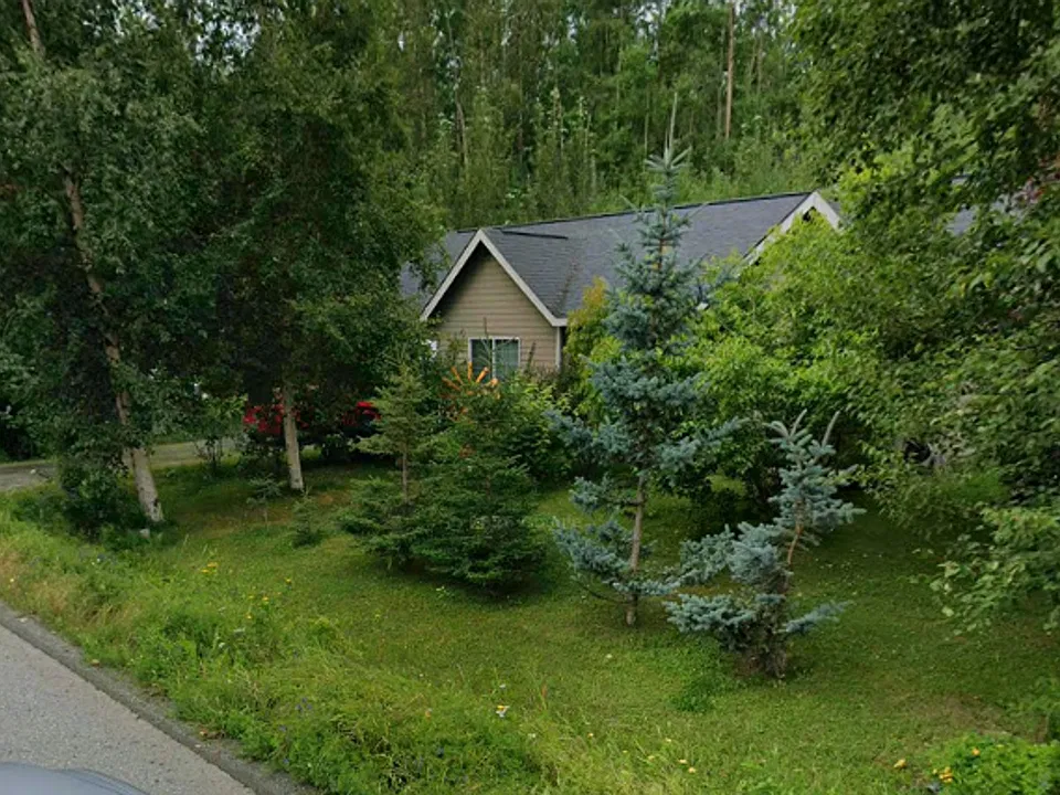 6041 E Gershmel Loop