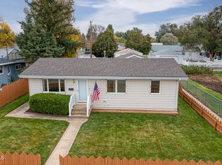 802 15th Ave W, Williston, ND 58801