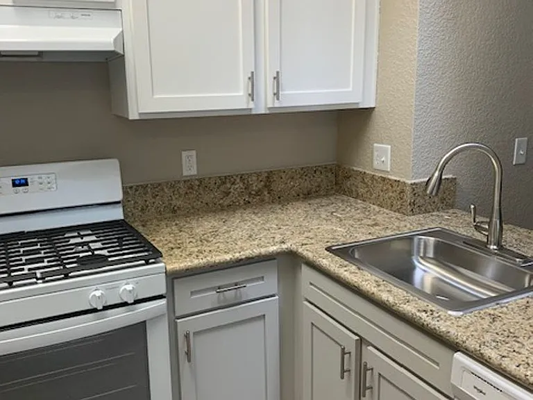 Brookside Senior Apts. — Photo 21