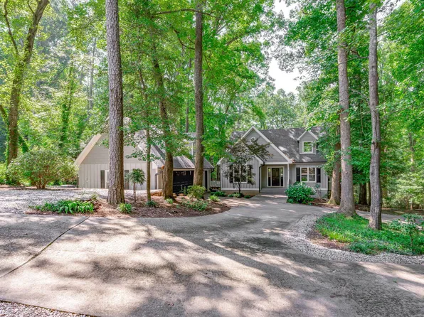 7116 Asheway Dr, Holly Springs, NC 27540