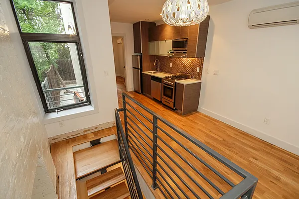 Rented by Fiddler Realty | media 27