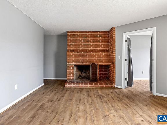 2nd image of 143 Green Turtle Ln APT 3