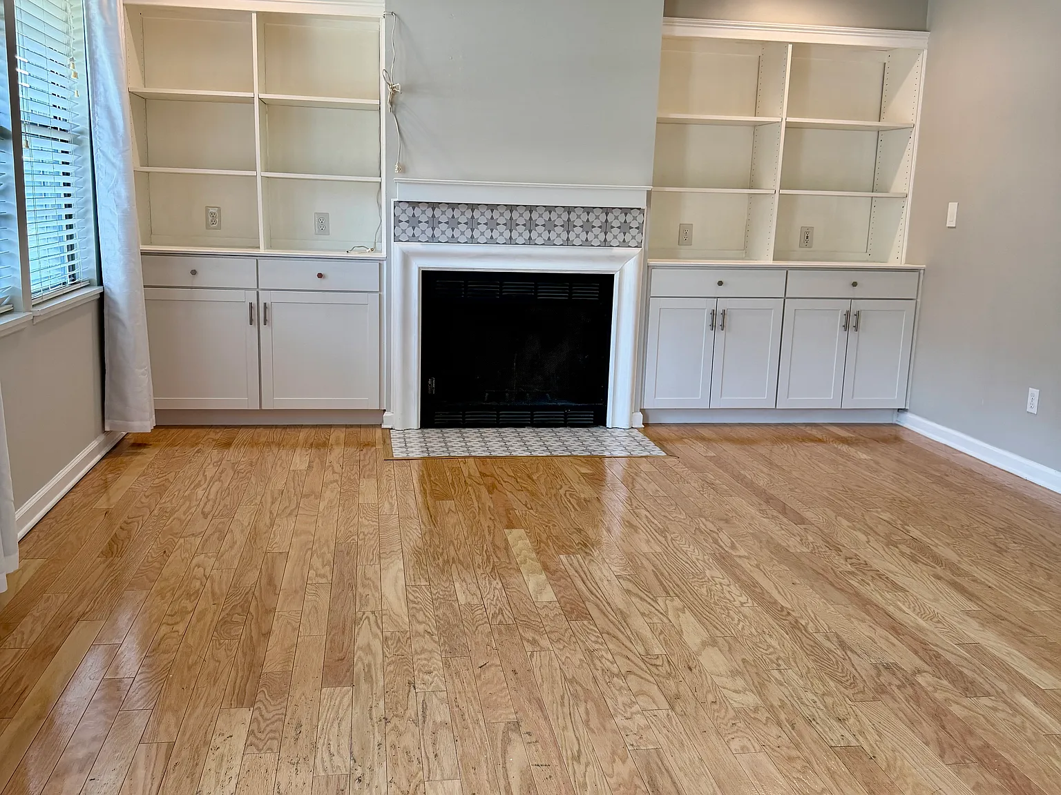 3 bed, 2.5 bath, 1642 sqft, $1,800 — Photo 3