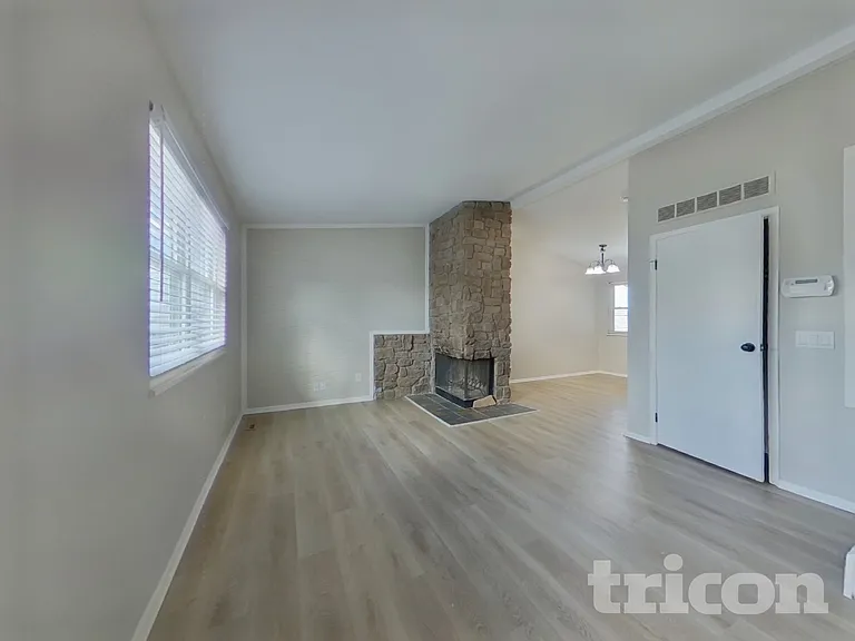 3974 S Richfield St — Photo 3