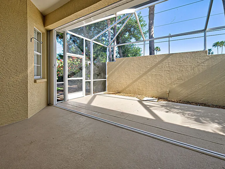 910 Bramley Ct #6 — Photo 35