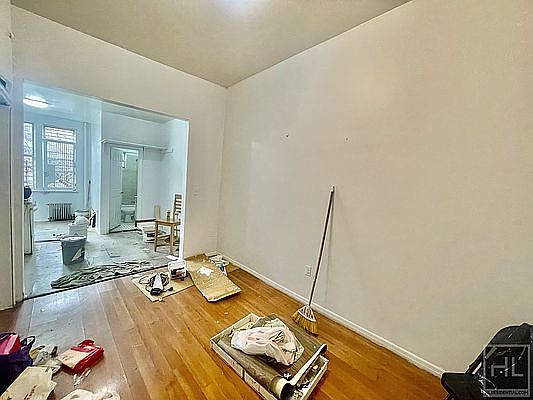 2nd image of 315 Harman St #2