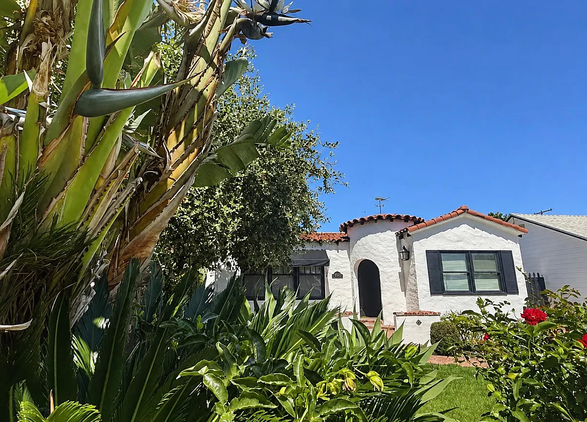 4 bed, 1555 sqft, $5,995 — Photo 1