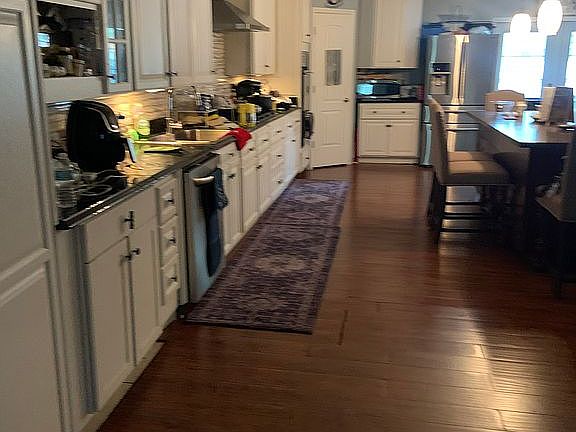 5th image of 508 Franklin St