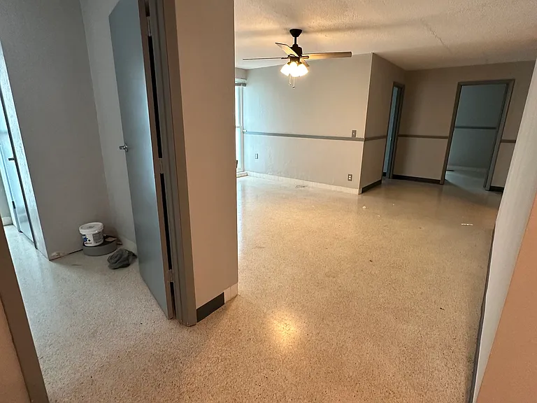 407 S Hillcrest Ave #407 — Photo 6