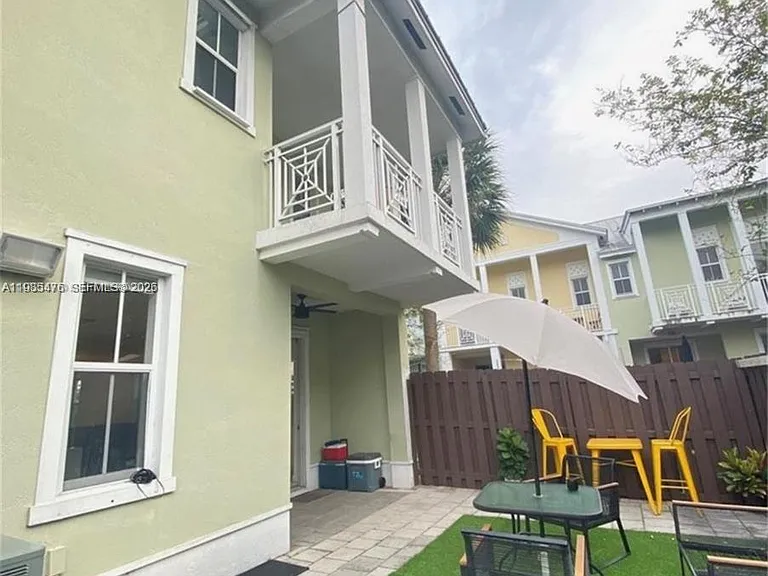 7414 NW 107th Ct — Photo 29