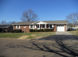 214 Circle Dr, South Fulton, TN 38257