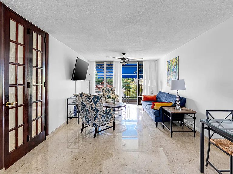 85 Caribe — Photo 1