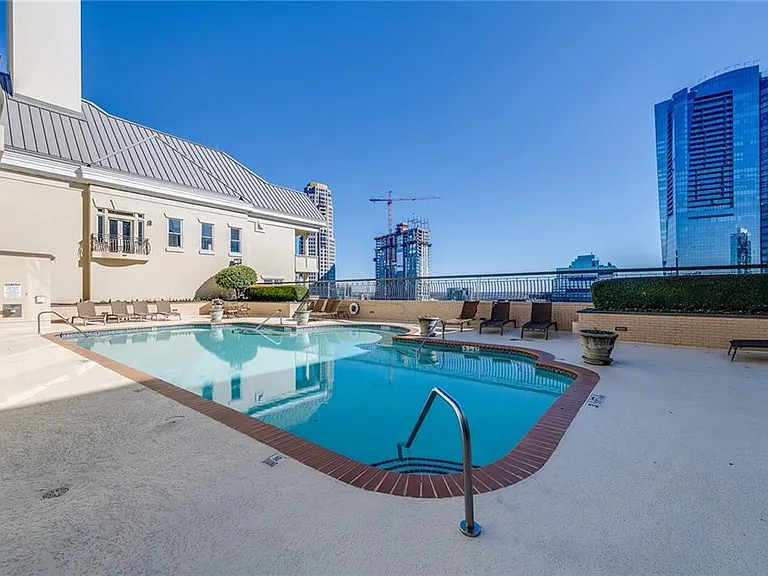 3334 Peachtree Rd NE #1902 — Photo 43