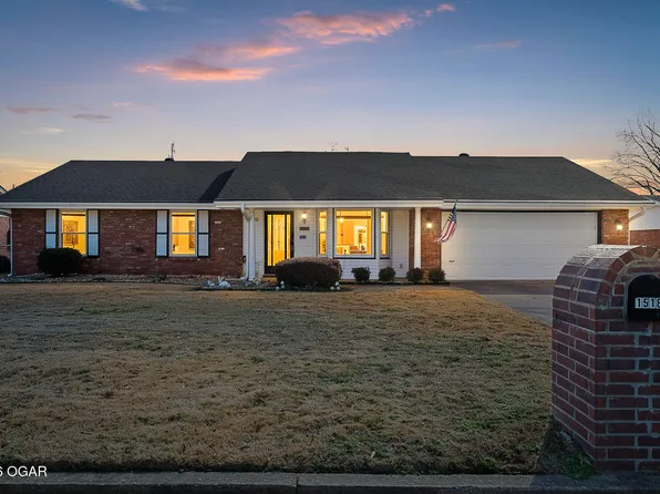 1518 W Magnolia St, Rogers, AR 72758