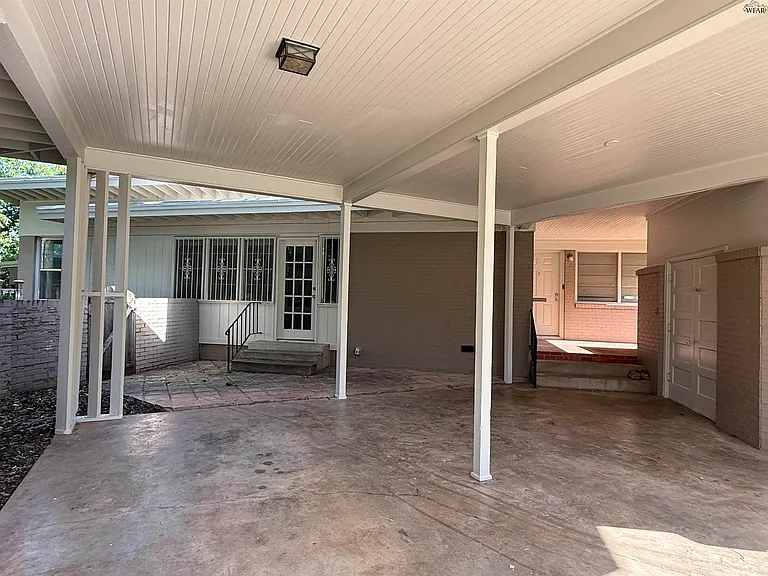 3108 Speedway Ave — Photo 11