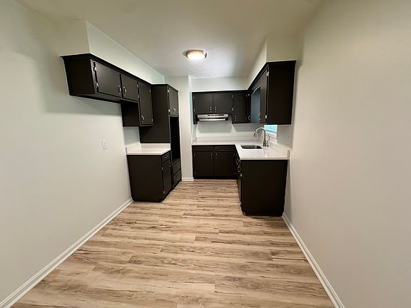 5th image of 5217 Dana Dr