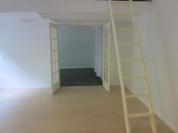 Living room to bedroom