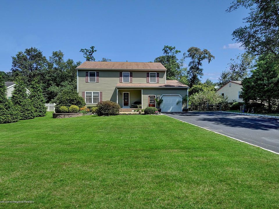 1st image of 22 Brown Ln