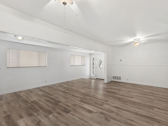 3rd image of 503 L Ave