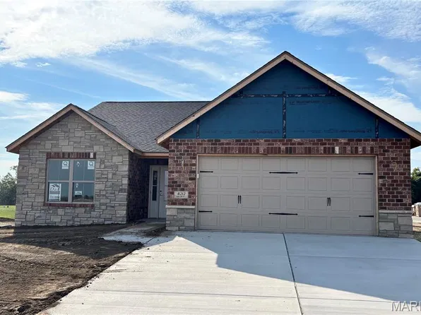 4212 Timber Brook Ct, Swansea, IL 62226